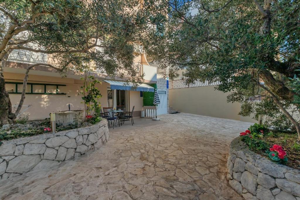 Apartments Miranda Sea & Nature Makarska Exterior photo