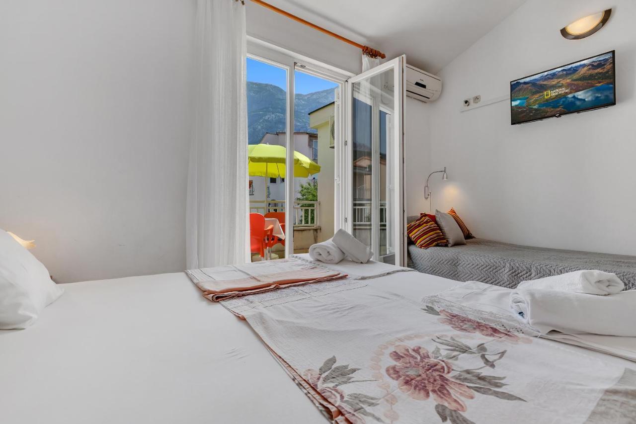 Apartments Miranda Sea & Nature Makarska Exterior photo