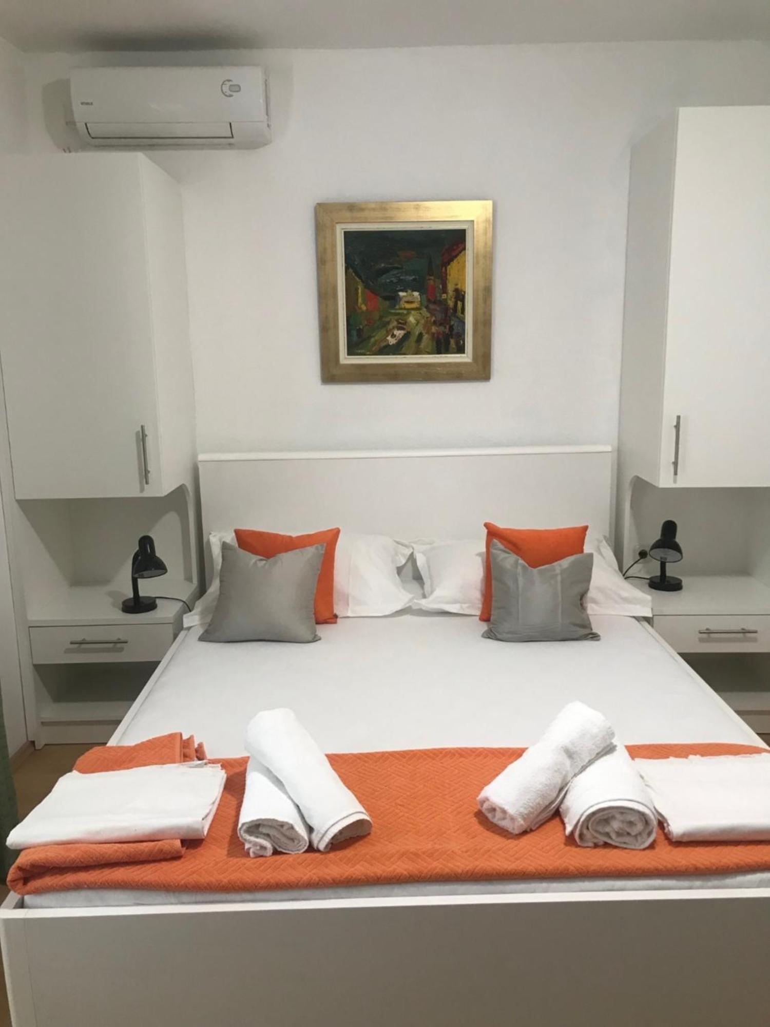 Apartments Miranda Sea & Nature Makarska Room photo