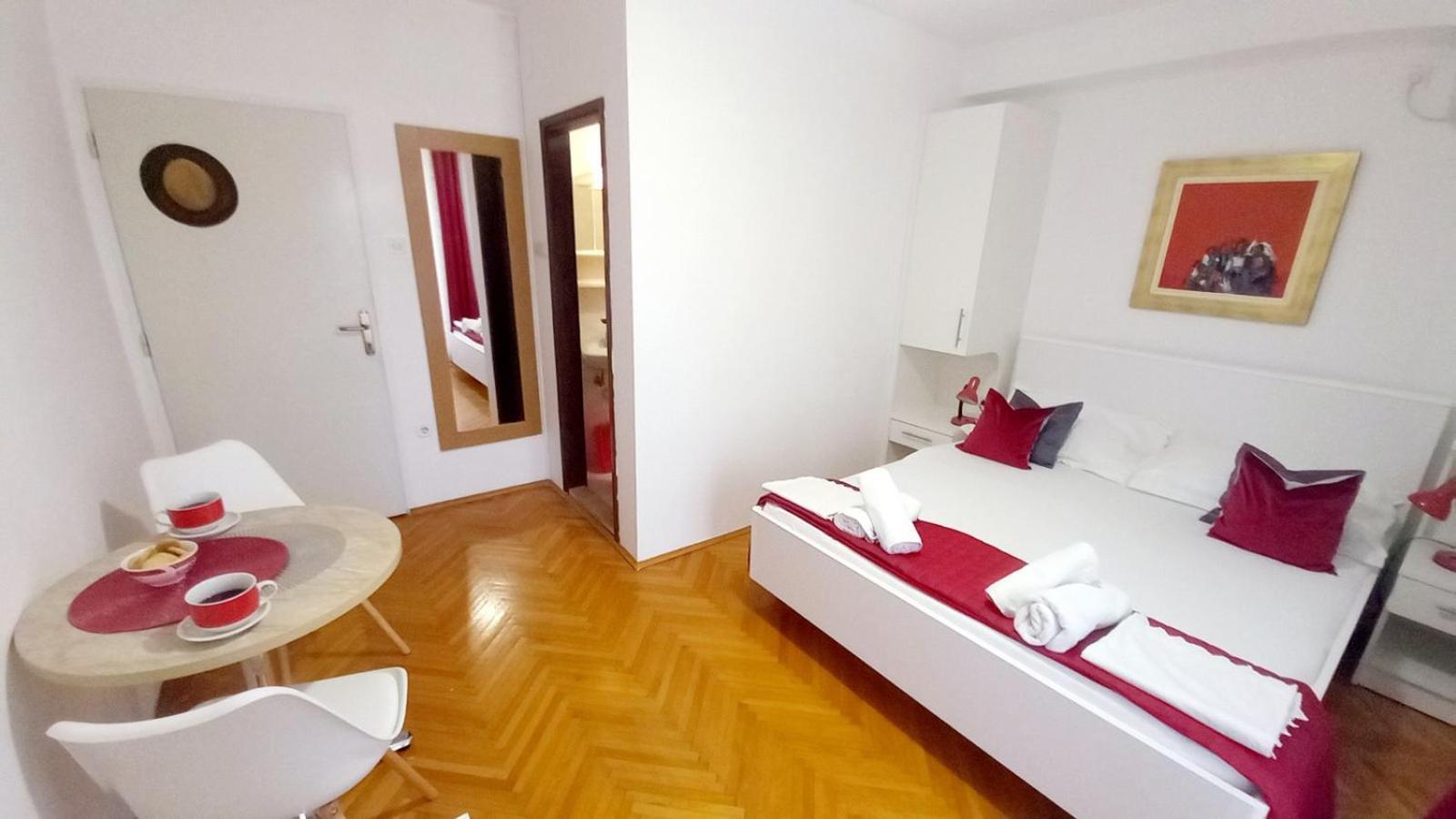 Apartments Miranda Sea & Nature Makarska Room photo